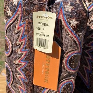 Women’s NWT Cowboy Boots size 7